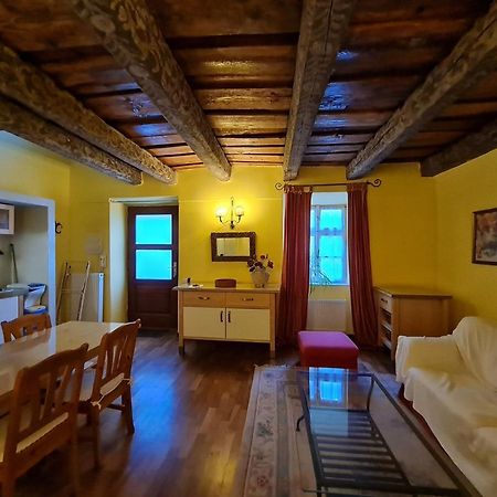 Magic Central Attic Apartment Prag Exterior foto
